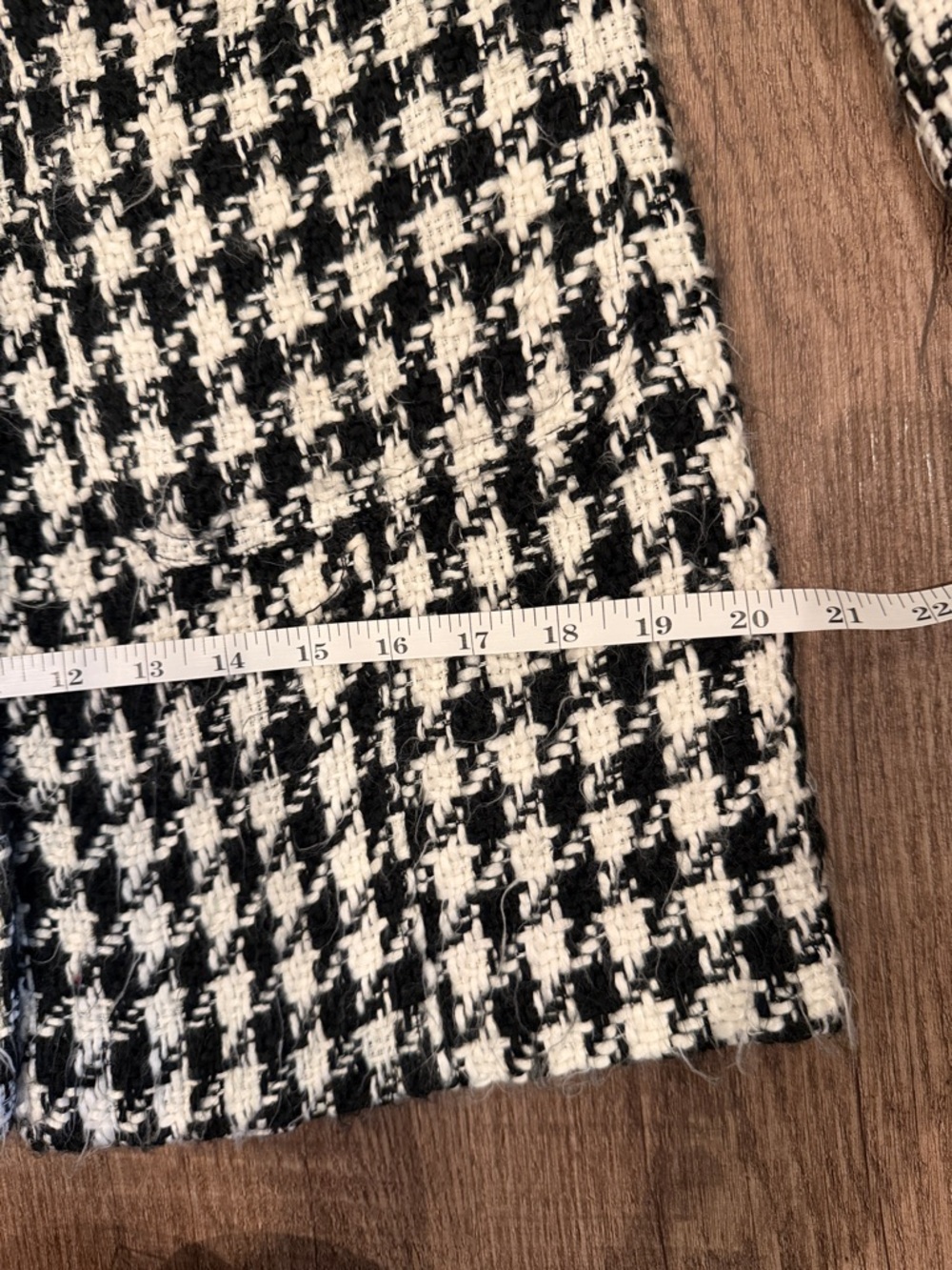Houndstooth 3 Button Coat - Picture 4 of 7